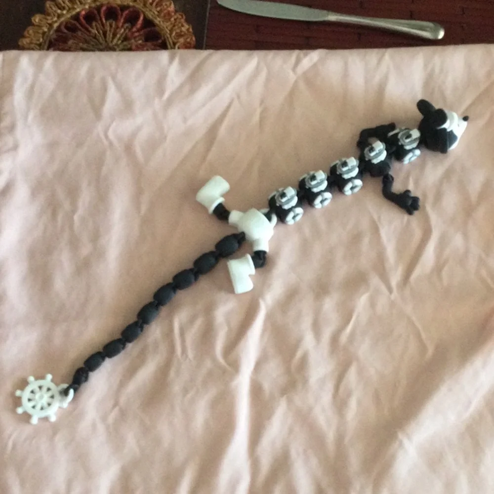 Disney - Picture 6 of 6